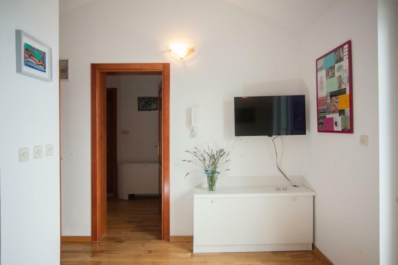House Koloc Apartment Bol Bagian luar foto