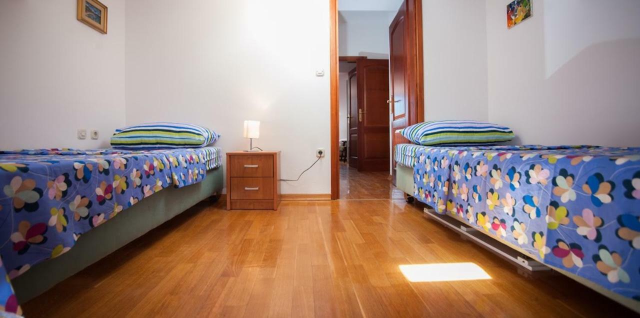 House Koloc Apartment Bol Bagian luar foto