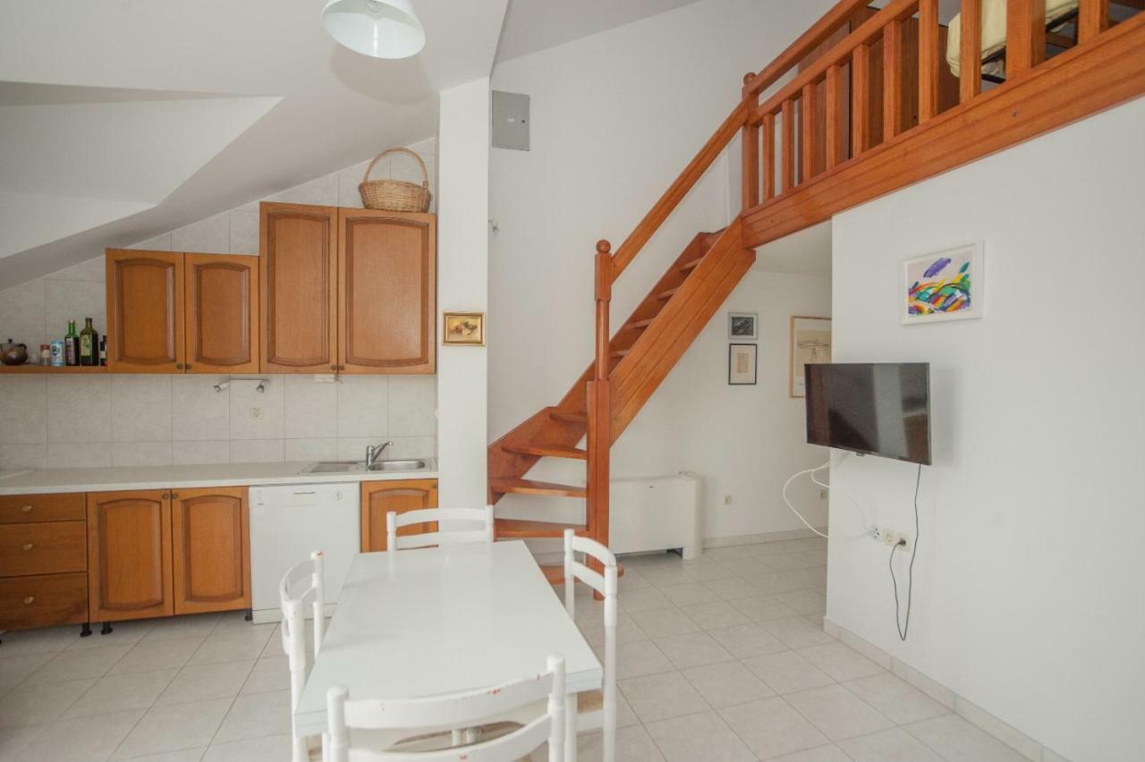 House Koloc Apartment Bol Bagian luar foto
